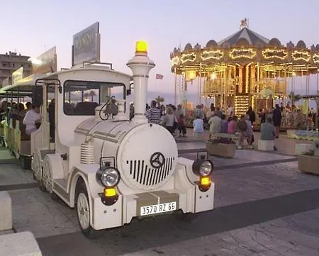 Le Nautilus - 2 Adultes 3 Enfants - - Vue - Place Mediterranee 아파트