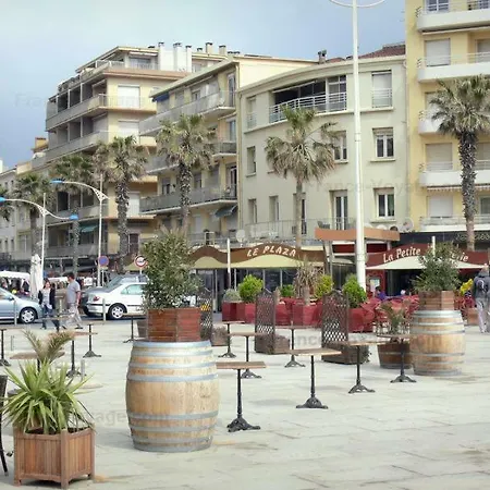 Le Nautilus - 2 Adultes 3 Enfants - - Vue - Place Mediterranee * 카네트