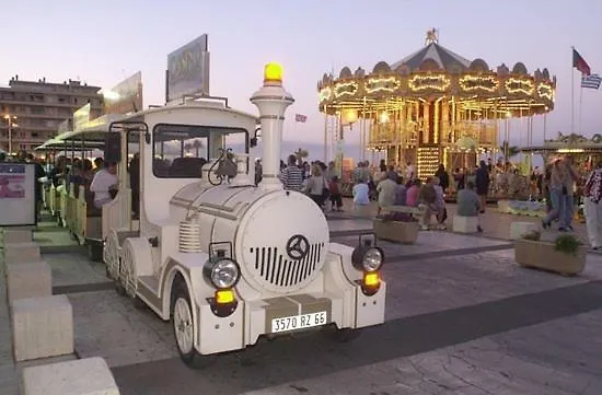 Le Nautilus - 2 Adultes 3 Enfants - - Vue - Place Mediterranee Daire