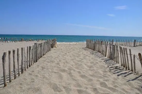 Le Nautilus - 2 Adultes 3 Enfants - - Vue - Place Mediterranee * Canet-en-Roussillon